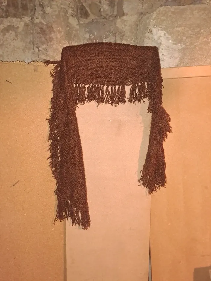 echarpe femme - photo numéro 1