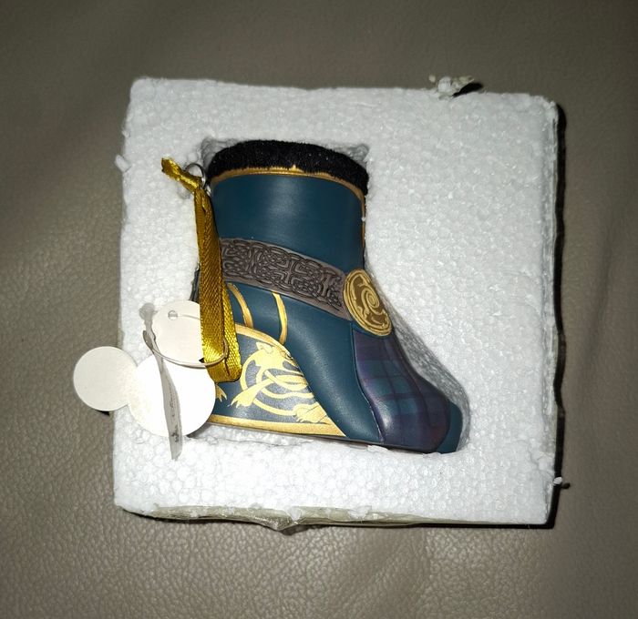 Mini chaussure mini shoes
ornement disney merida - photo numéro 10
