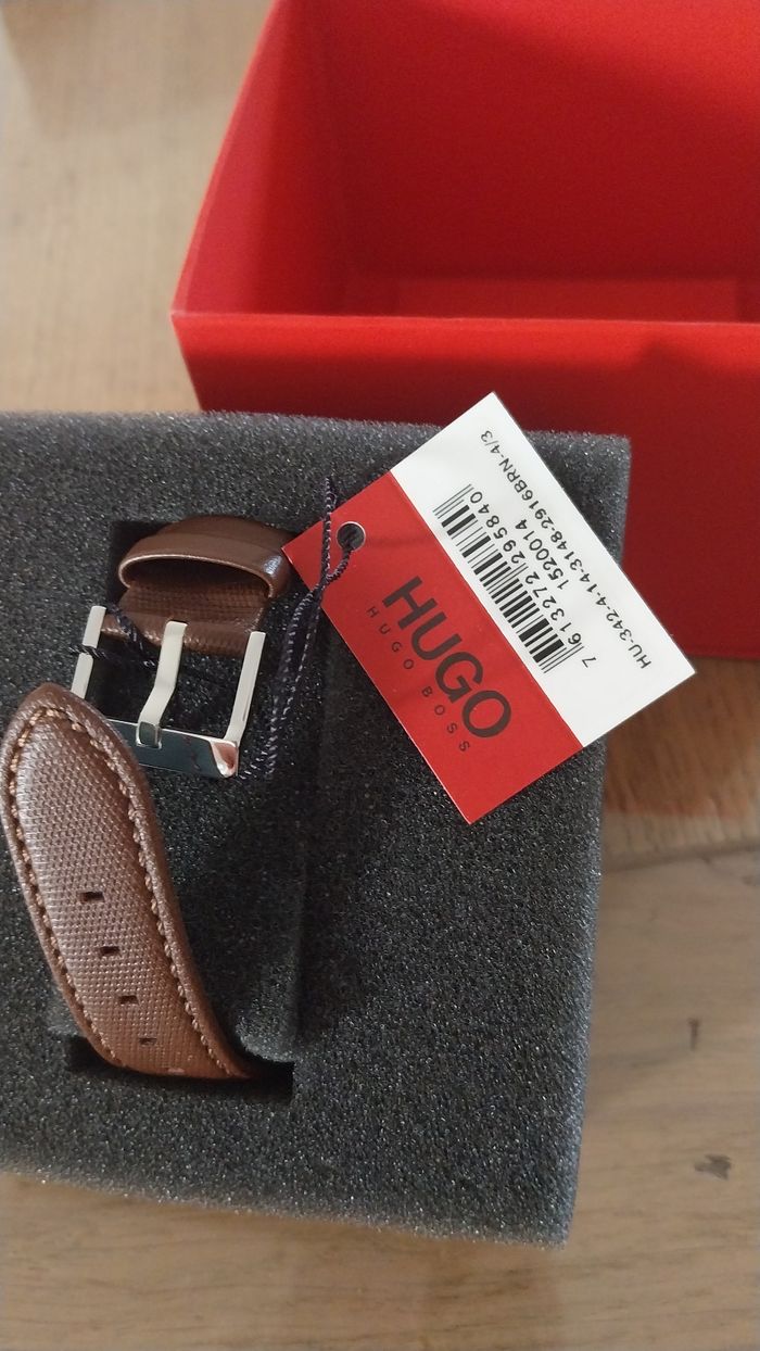 Montre homme hugo BOSS neuve - photo numéro 4