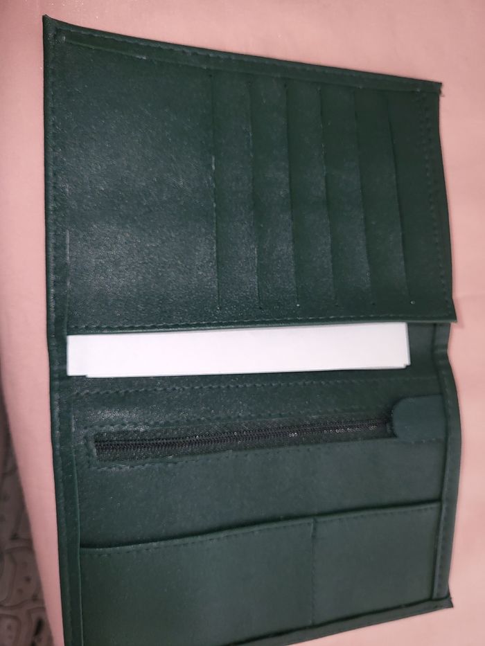 Porte feuille et porte monnaie mixte .neuf
