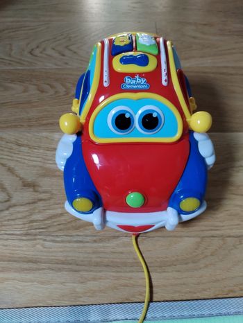 Voiture formes géométriques et chiffres