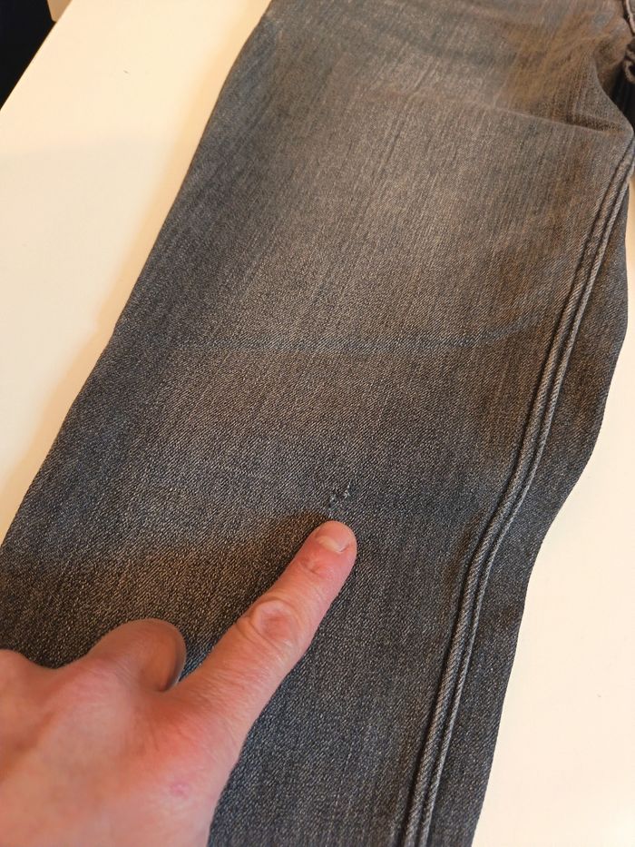 Lot de jeans et 1 jogging - photo numéro 6