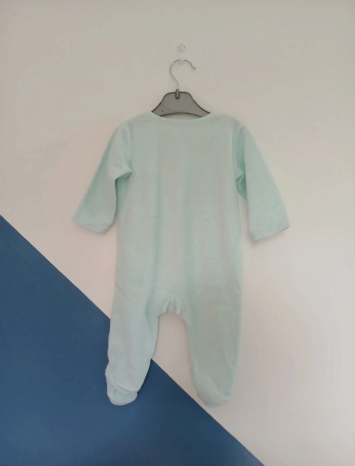 Pyjamas 6 mois - photo numéro 8
