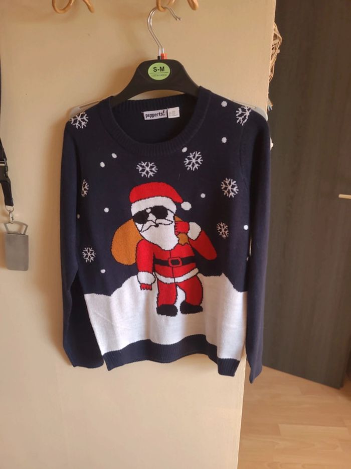 Pull de Noël marine 8/10 ans