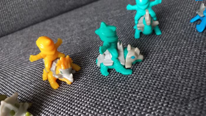 Collection dinosaures kinder suprise - photo numéro 5