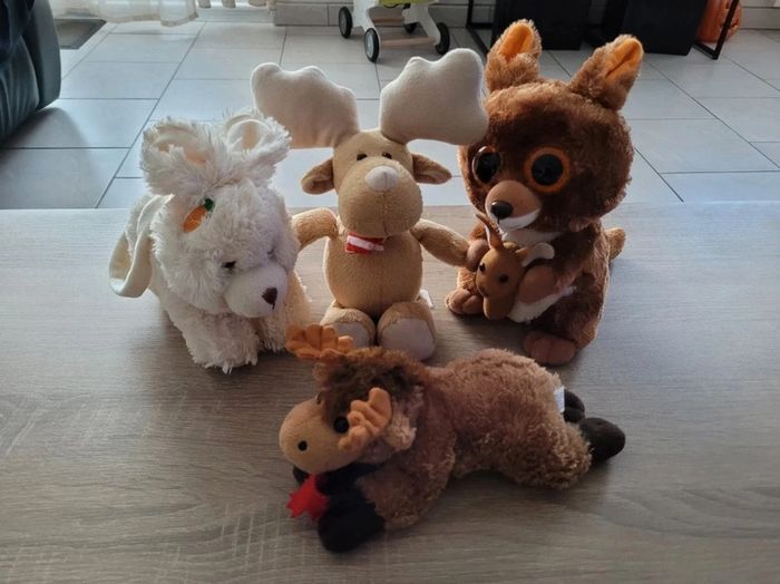 Lot de 4 peluches animaux