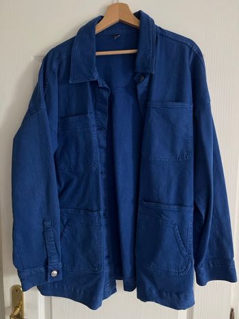 veste en jean bleu 