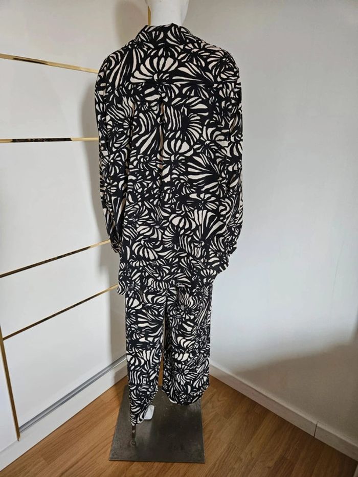 Ensemble pour femmes - photo numéro 3
