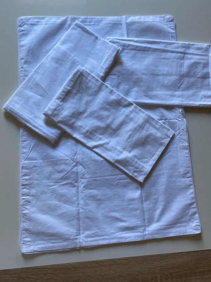 Lot de 4 taies d'oreiller