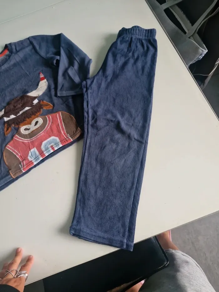 Pyjama hivers 6 ans - photo numéro 3