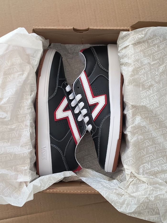 Baskets chaussures vans old skool noir taille 38.5 - photo numéro 5