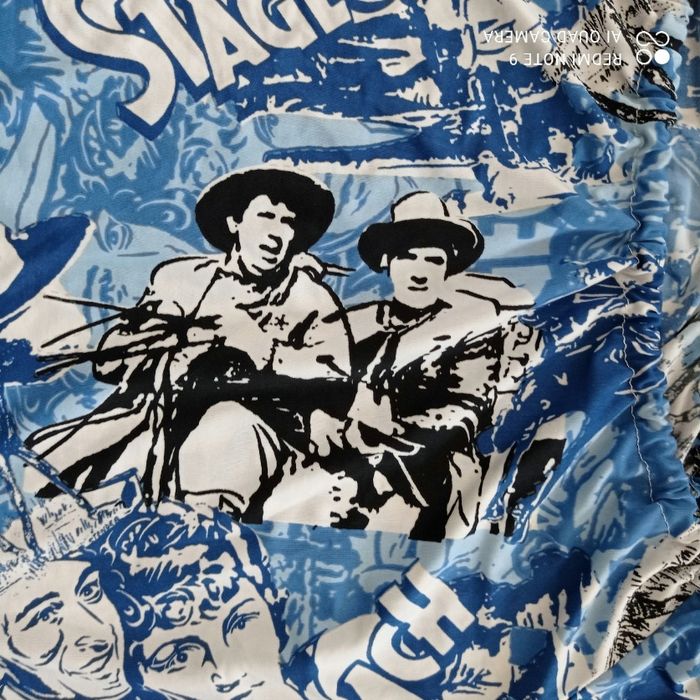 Top bleu personnages t40/42 - photo numéro 3