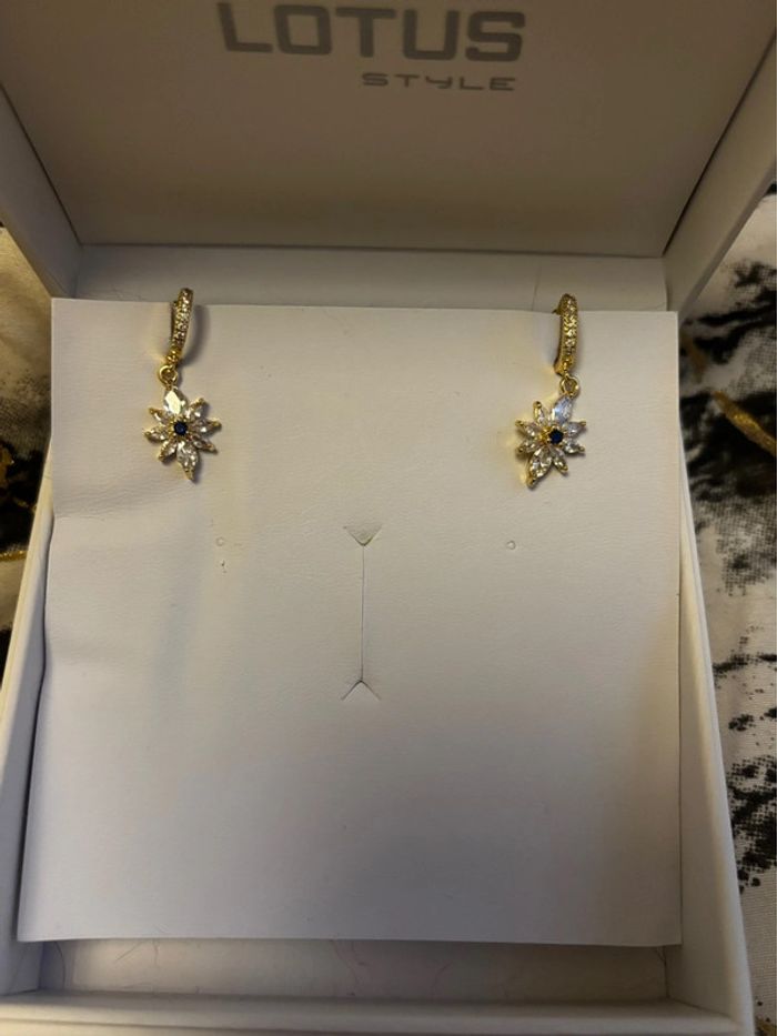 Boucle d’oreille