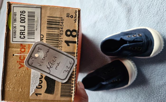 Victoria chaussure neuve - photo numéro 6