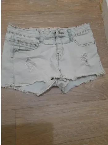 short taille 32