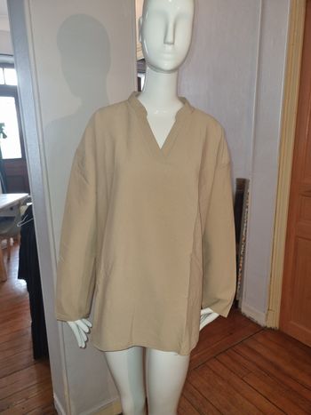 Blouse tunique beige gaufrée manches longues 2XL neuve