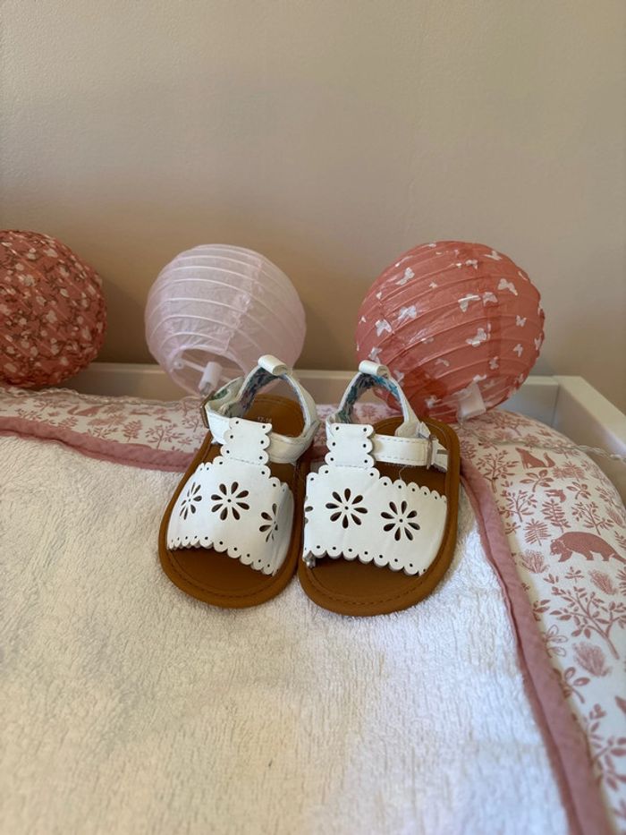 Chaussures bébé 12-18 mois