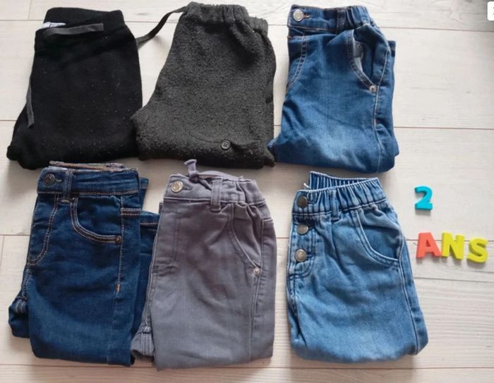 Lot 6 pantalons Zara 86 cm
