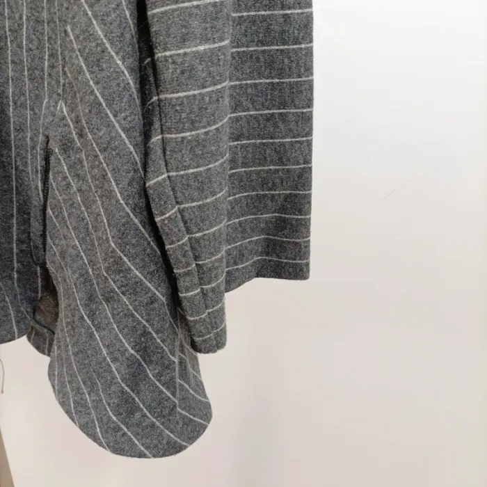 Tunique grise Marina Rinaldi à rayures fines, laine viscose polyester, taille 46 A1366 - photo numéro 4
