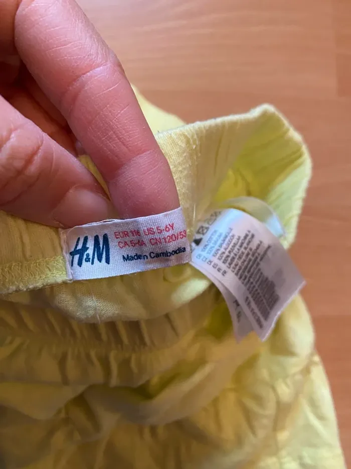 Jupe jaune H&M Taille 116 - 5-6 ans - photo numéro 4