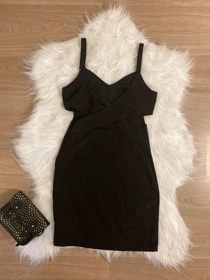 Robe festive noire sexy bershka – Taille M/38 - photo numéro 3