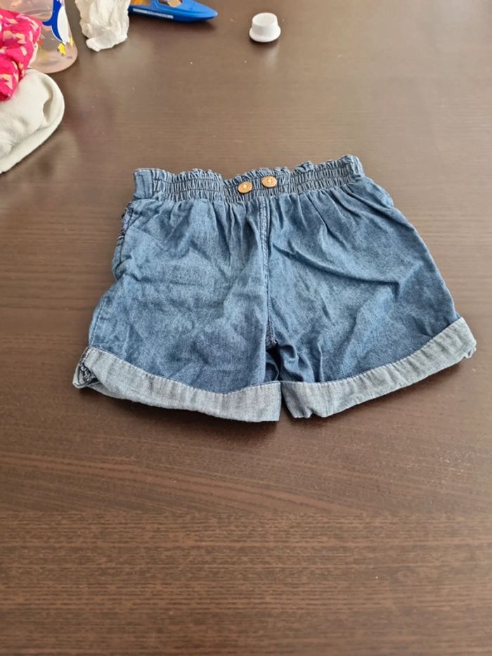 Short bébé 18 mois gemo très bon état - photo numéro 5