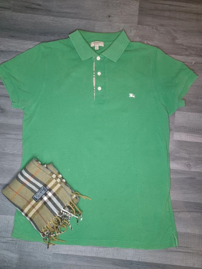 Polo vert Burberry en très bon état