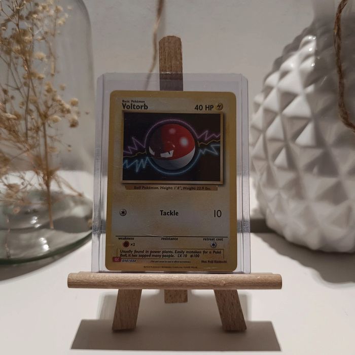 Pokémon carte Voltorb holographique
