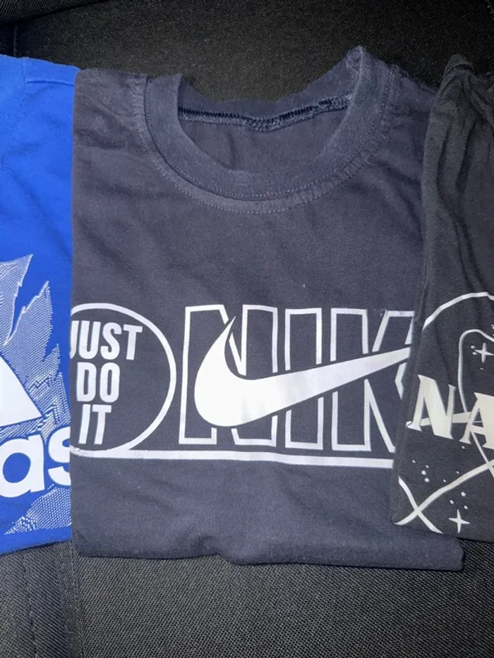 T shirt différent - photo numéro 4