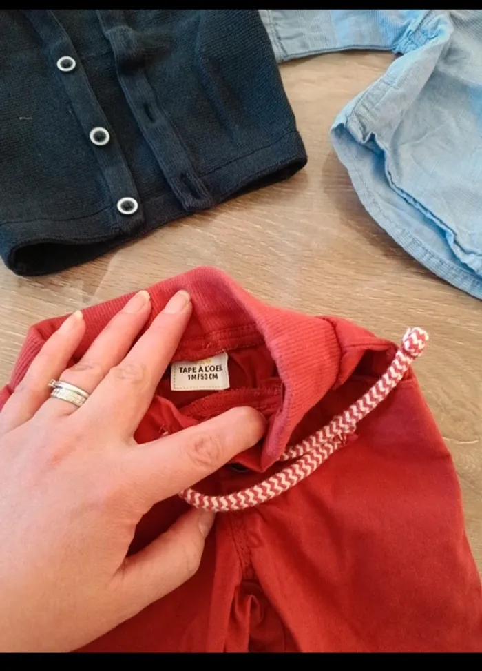 Ensemble garçon 1 mois très bon état - photo numéro 4