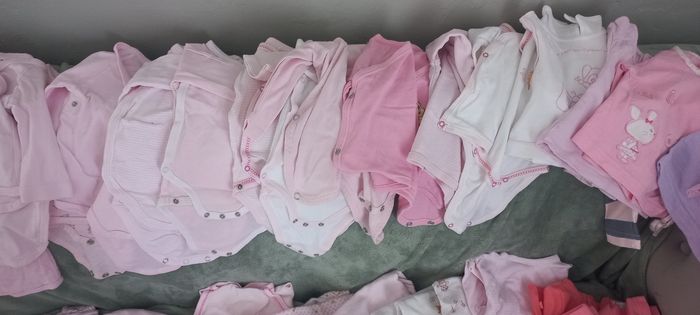 Lots de vêtements filles 1-3-6 mois - photo numéro 5