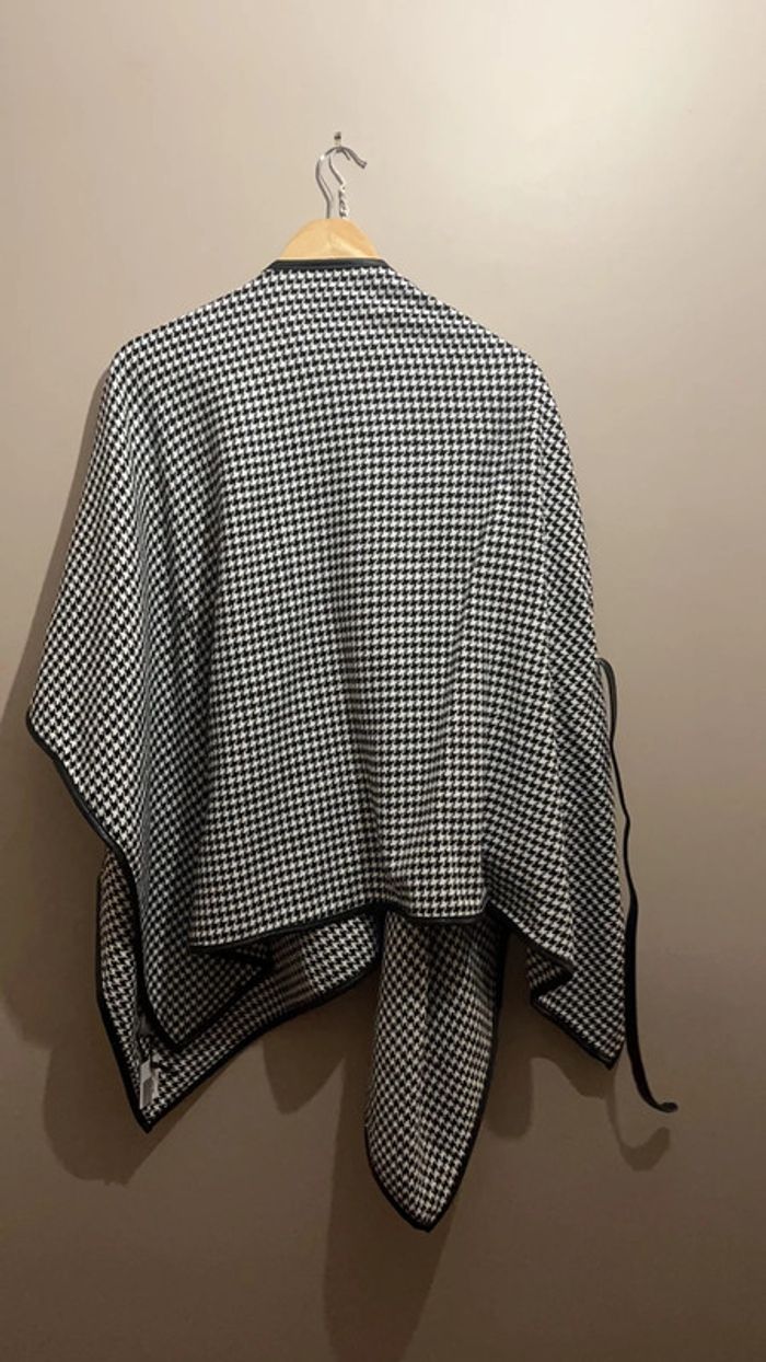 Cape / manteau avec ceinture - photo numéro 3