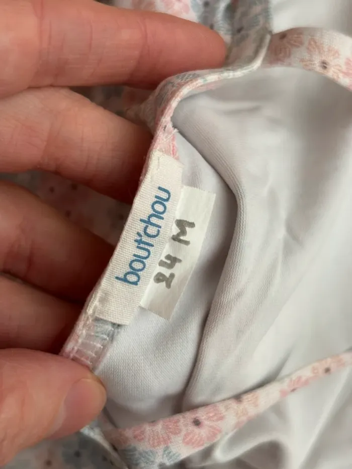 Maillot de bain Bout’chou 24 mois parfait état - photo numéro 7