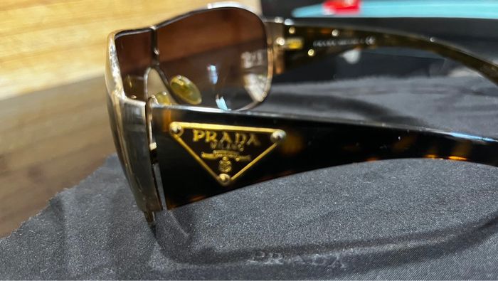 Lunette de soleil prada - photo numéro 3