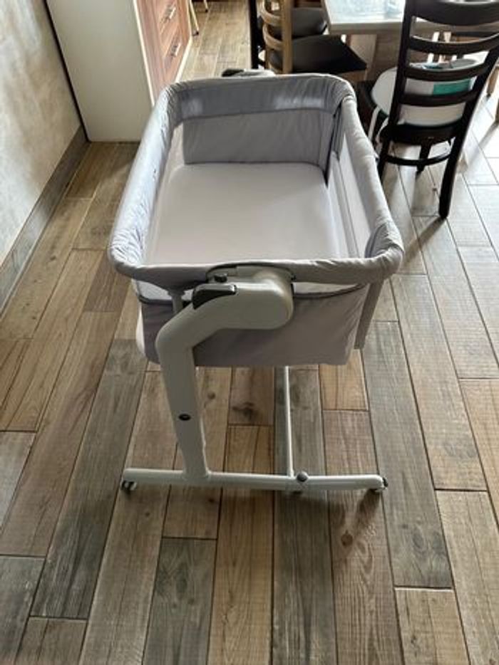 Cododo Chicco next to me magic evo avec matelas et deux draps