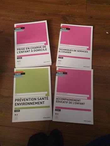 Livre CAP petite enfance