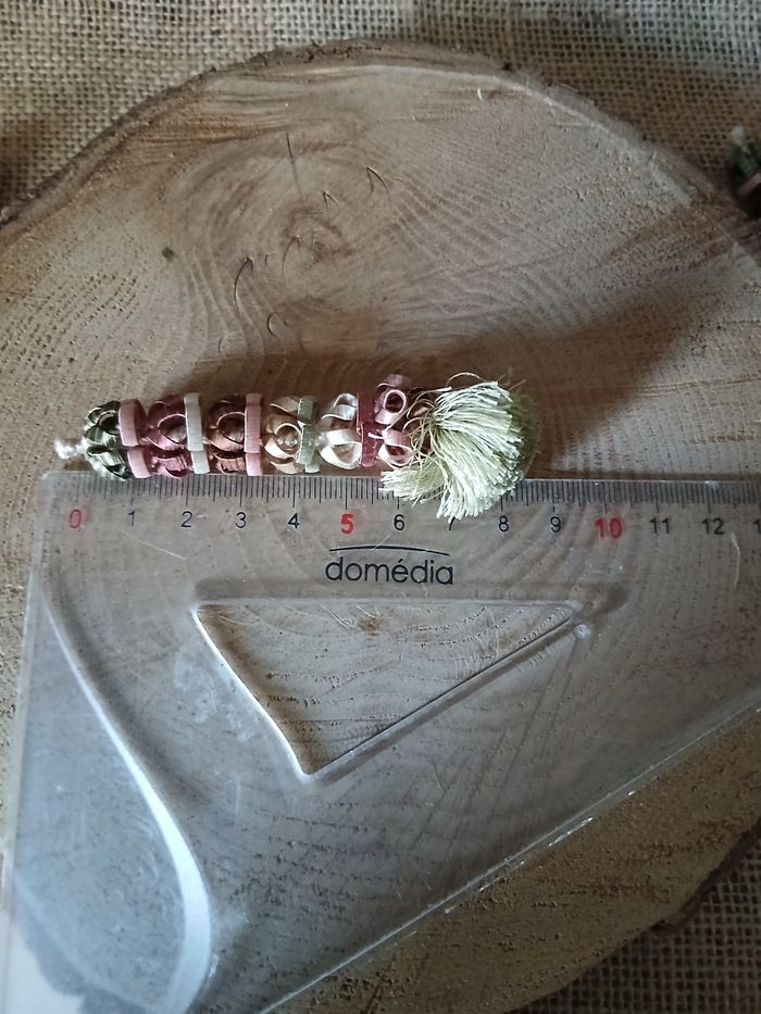 26 pompons long guipure vert bordeaux - photo numéro 4