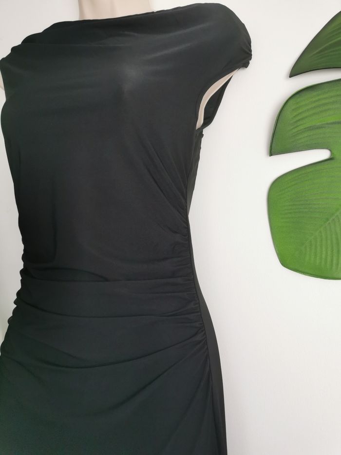 Robe longue noire asymétrique à col froncé Shein Taille S - photo numéro 6