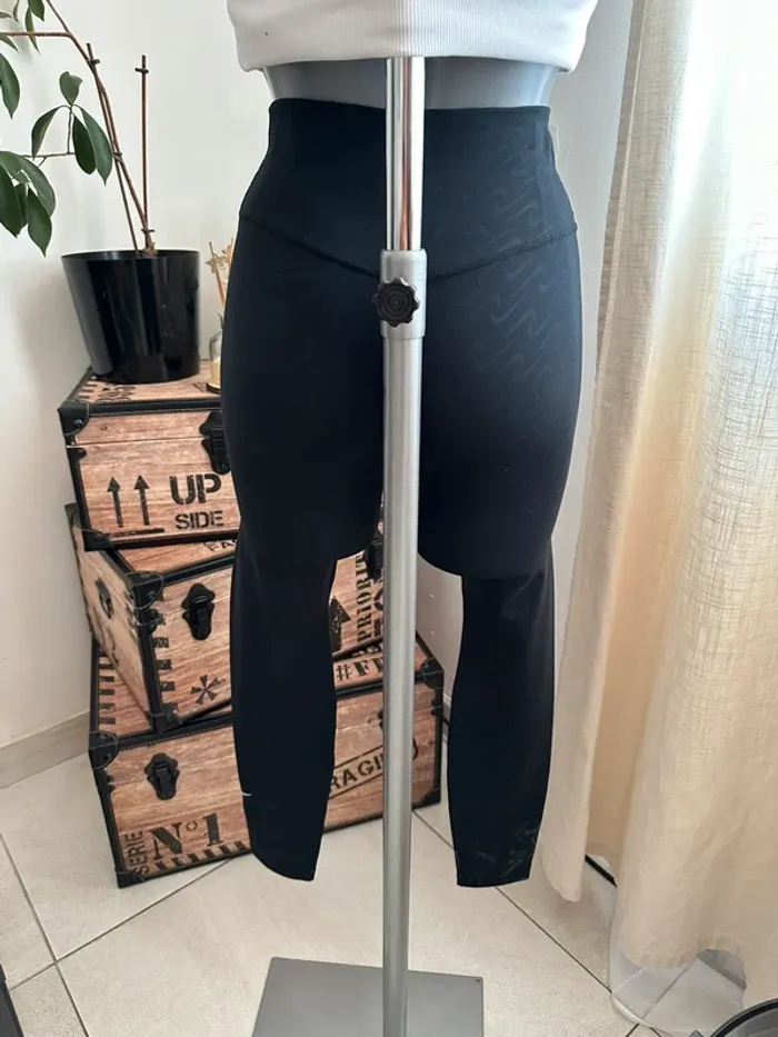 Legging noir - photo numéro 10