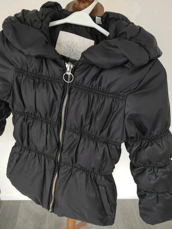 25 € Doudoune fille Ooxoo 8 ans