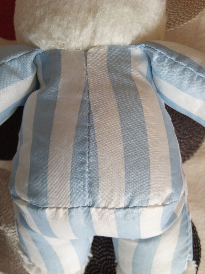 Doudou Pampers  peluche Lapin 25 cm +/-  blanc et bleu bicolore vintage Pampers ancien  vers 1991 rayures   très joli - photo numéro 9