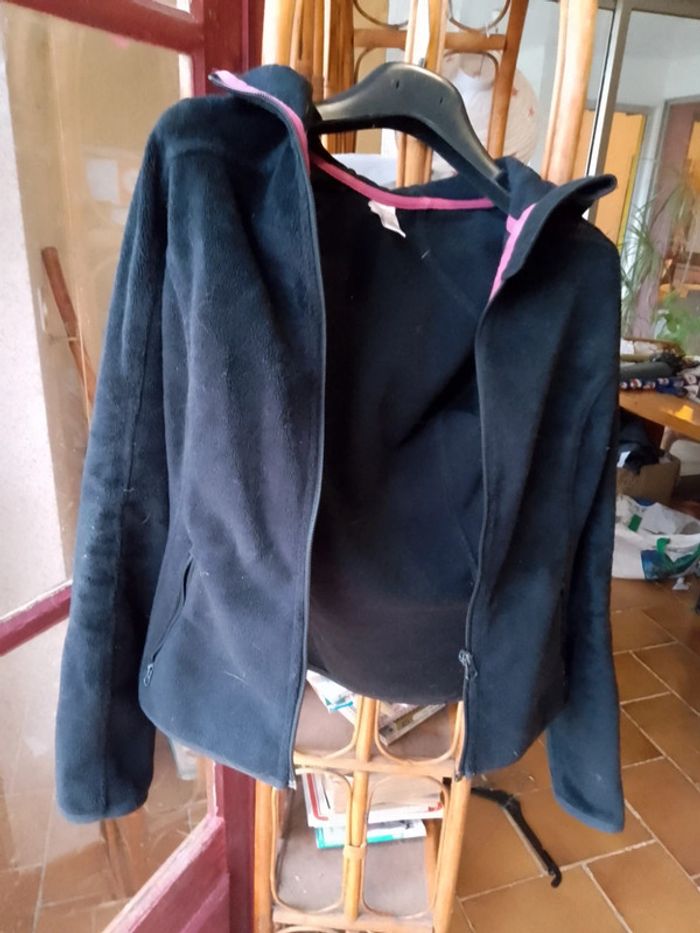 Gilet polaire à capuche - photo numéro 2
