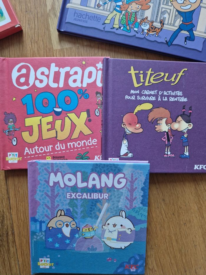 Lot livres activités - photo numéro 2