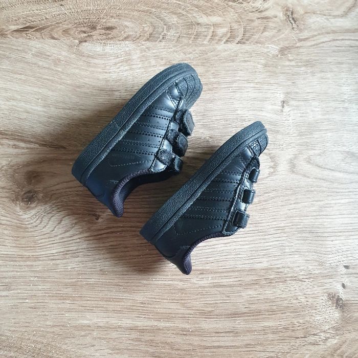 ⭐ Baskets Superstar Adidas en cuir a scratch noir pointure 21 ⭐ - photo numéro 11