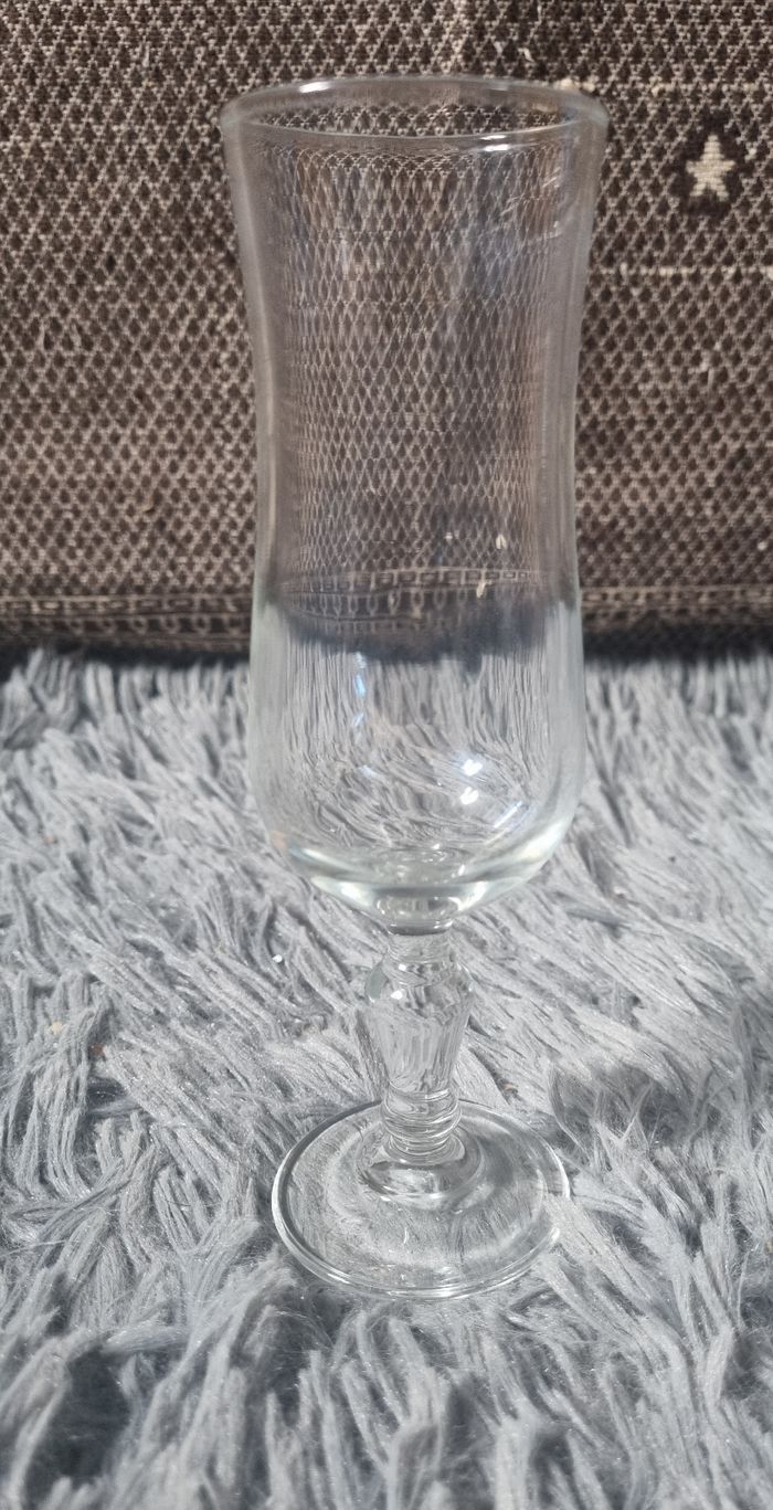 Ensemble de 12 flûtes à champagne Arcoroc - photo numéro 3
