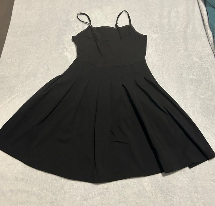 Robe courte - photo numéro 2