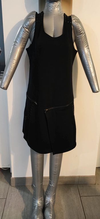 Robe épaisse sans manches T: M/L