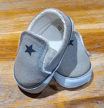 Chaussures taille 18 DPM