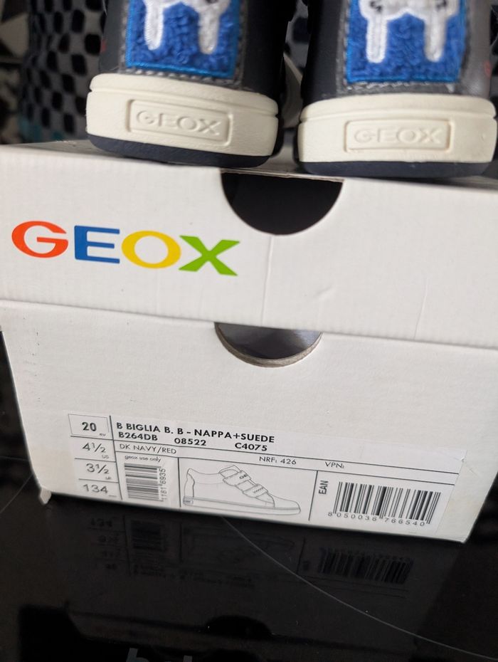 Chaussures garçon tout cuir. Taille 20. Idéal premier pas. Neuf. Geox - photo numéro 10