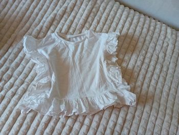 Tshirt fille 6ans Zara 🌼